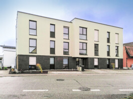 Fassade eines Neubaus eines Mehrfamilienhauses in Rheinhausen 